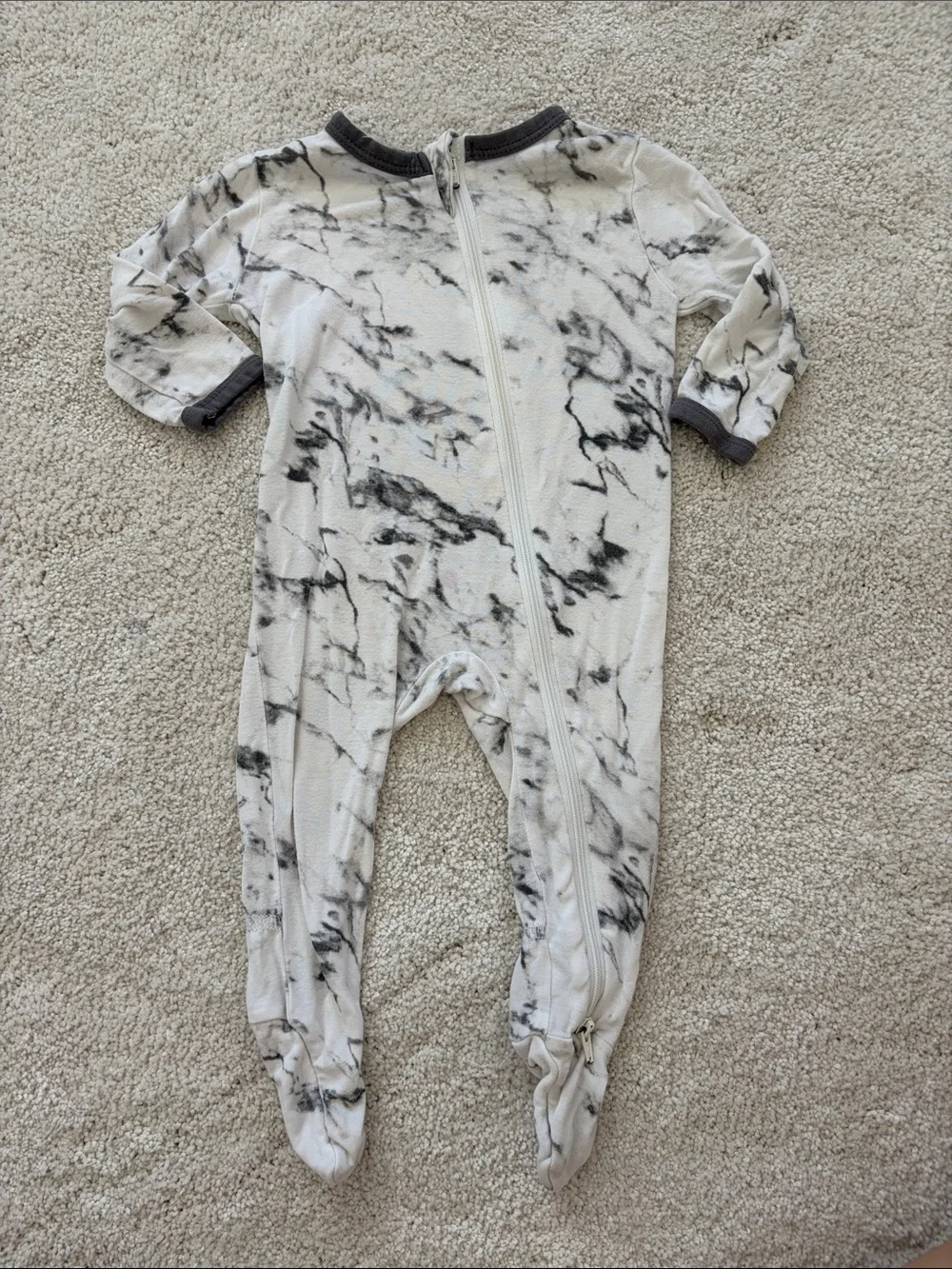 Kyte Marble-Print Footed One-Piece Pajamas